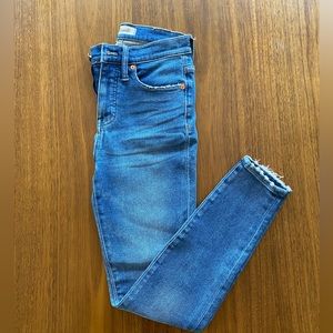 MADEWELL New without tag 9” high rise skinny jeans in lighter blue wash size 26